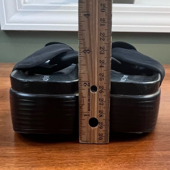 Donald Pliner Folley Black Knit Slide Sandals Chunky Platform Sz 10 Y2K - Picture 7 of 15